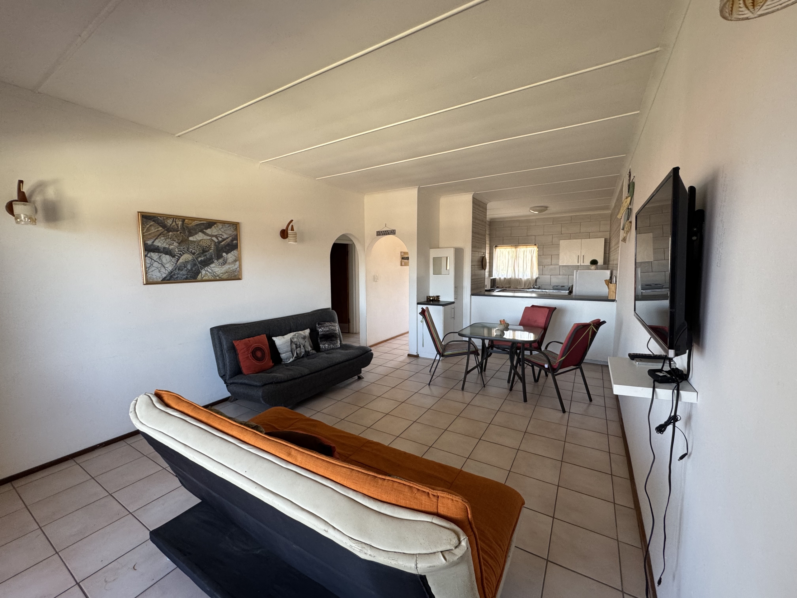 IMG_4417 BEAUTIFULLY FURNISHED 2-BEDROOM APARTMENT WITH STUNNING SEA VIEWS