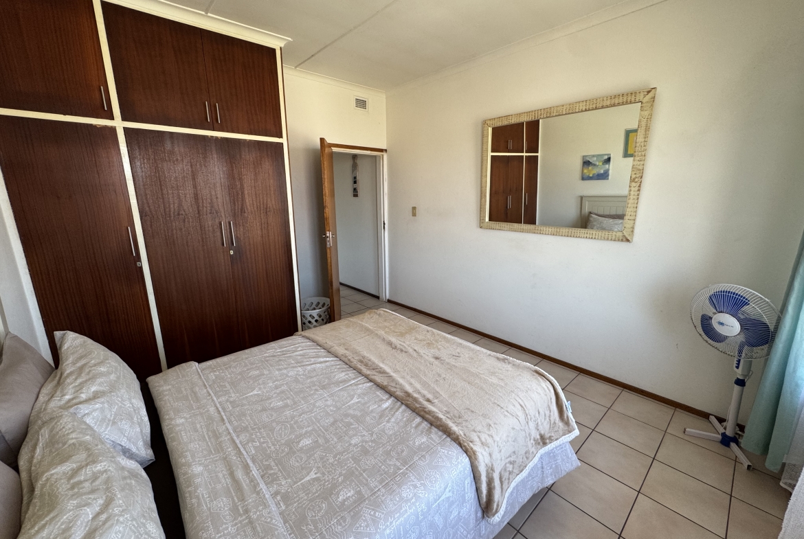 BEAUTIFULLY FURNISHED 2-BEDROOM APARTMENT WITH STUNNING SEA VIEWS