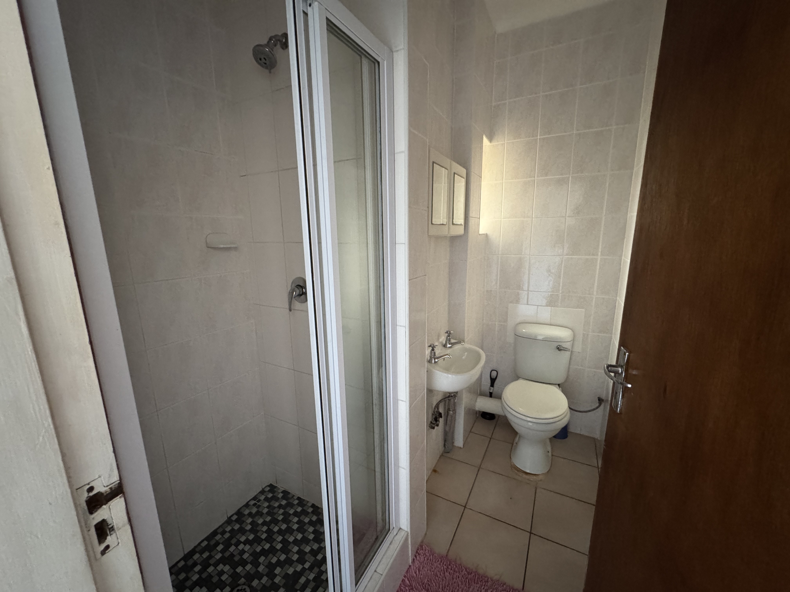 IMG_4432 BEAUTIFULLY FURNISHED 2-BEDROOM APARTMENT WITH STUNNING SEA VIEWS