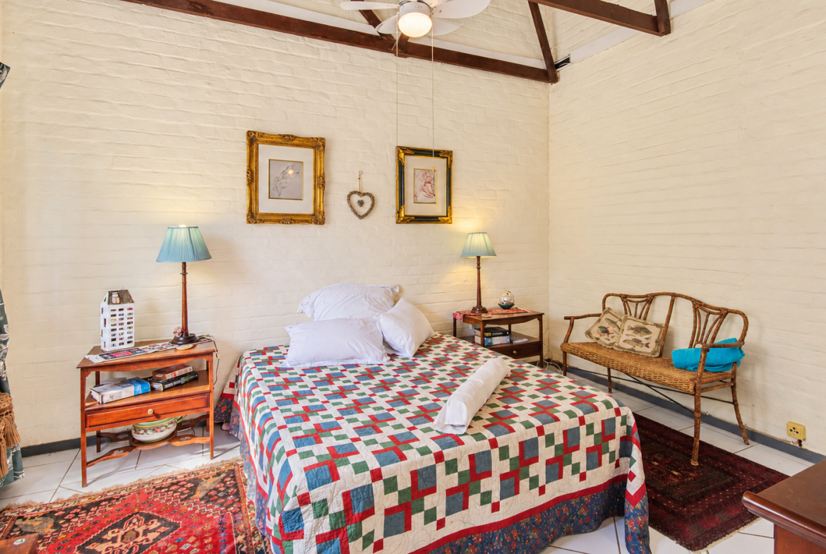 RAMSGATE – MAGNIFICENT OCEAN-VIEW HOME WITH TWO COTTAGES, POOL & BREATHTAKING 180° SEA VIEWS