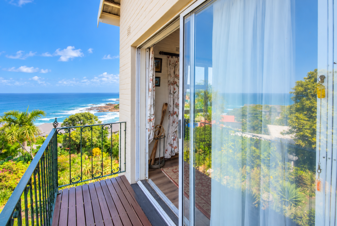 RAMSGATE – MAGNIFICENT OCEAN-VIEW HOME WITH TWO COTTAGES, POOL & BREATHTAKING 180° SEA VIEWS
