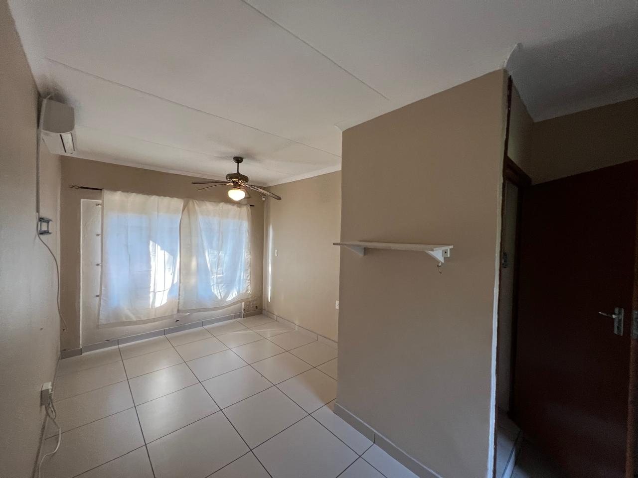 SPACIOUS FAMILY HOME WITH ADDITIONAL COTTAGE IN UVONGO