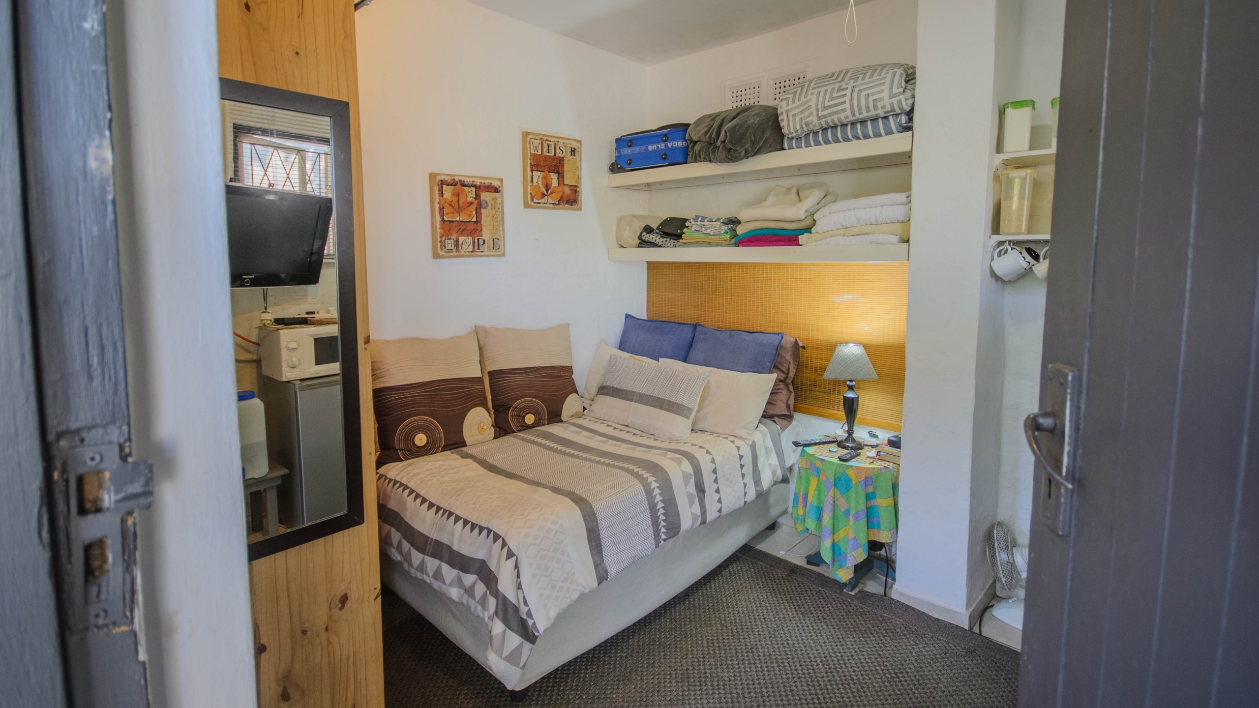 Move In & Make It Yours: Family Home with 2 Flatlets, Staff Quarters, Pool & Solar and So Much More