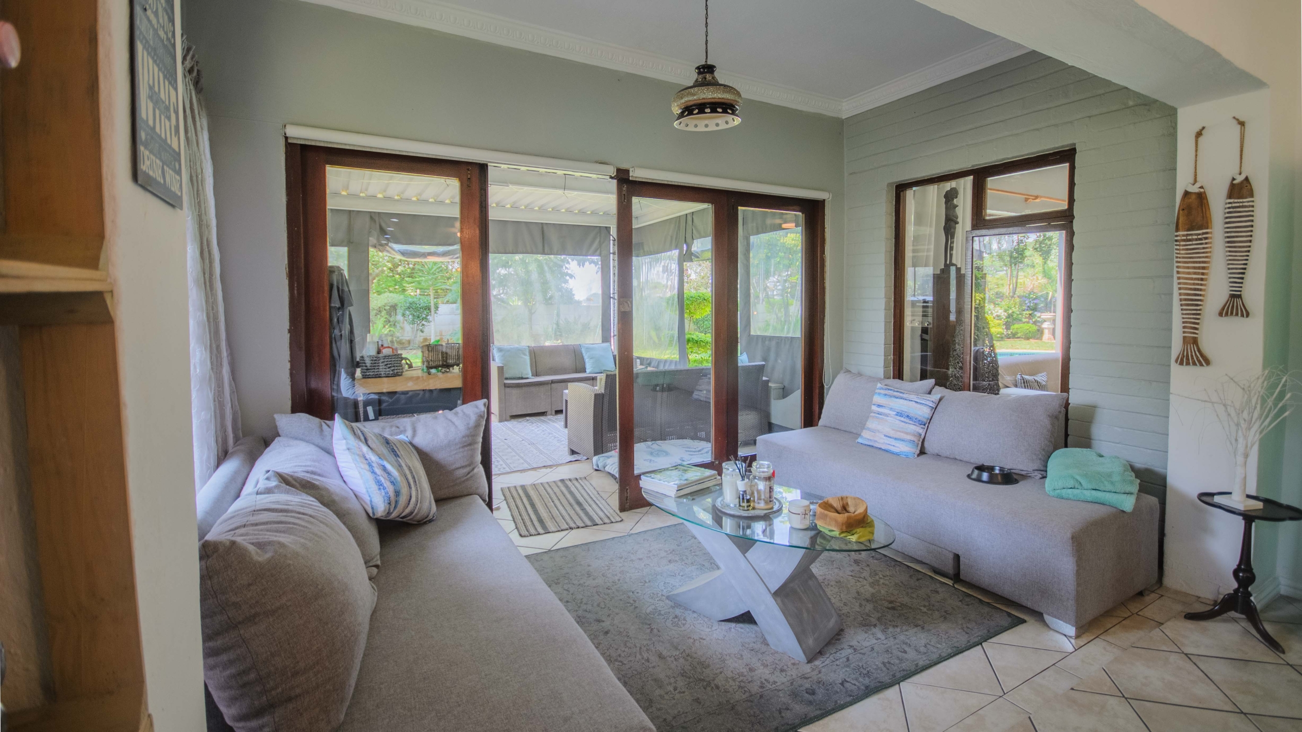 Move In & Make It Yours: Family Home with 2 Flatlets, Staff Quarters, Pool & Solar and So Much More