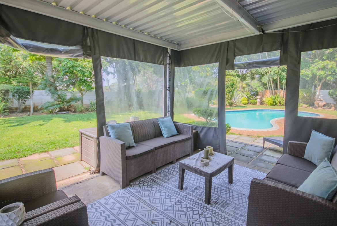 Move In & Make It Yours: Family Home with 2 Flatlets, Staff Quarters, Pool & Solar and So Much More