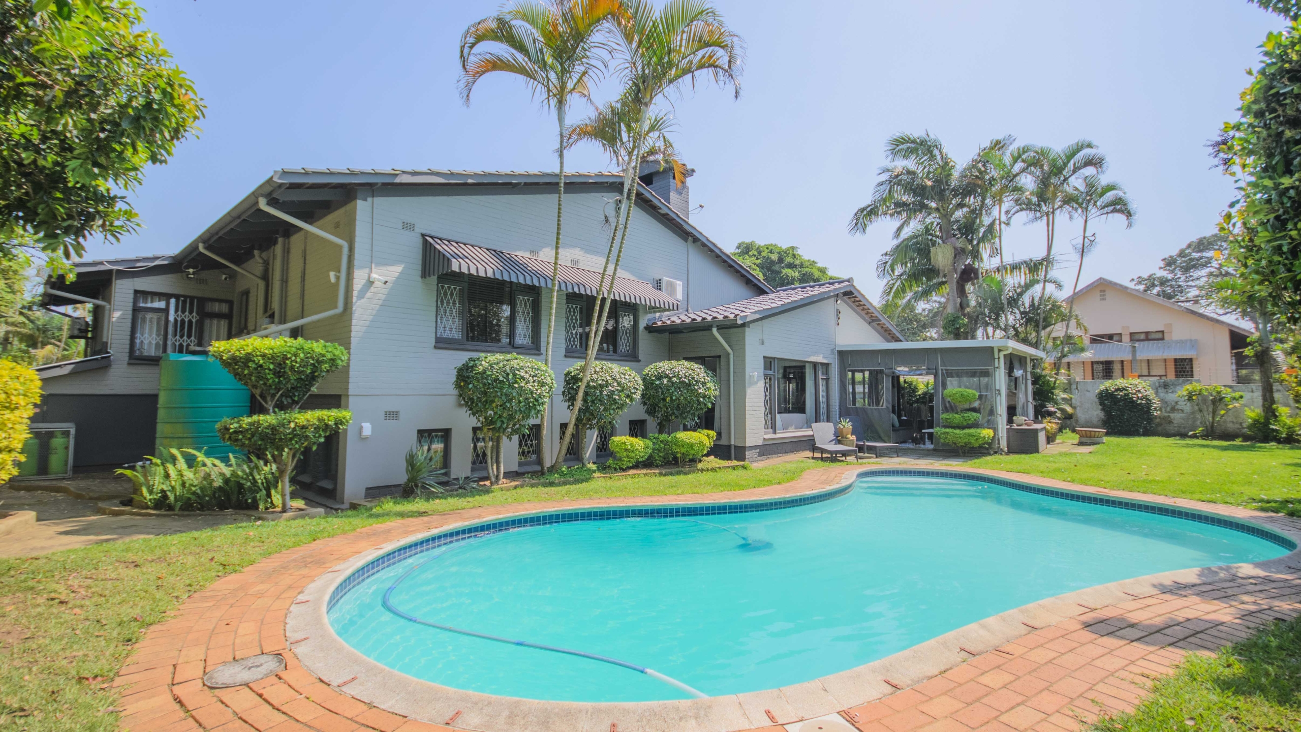 Move In & Make It Yours: Family Home with 2 Flatlets, Staff Quarters, Pool & Solar and So Much More