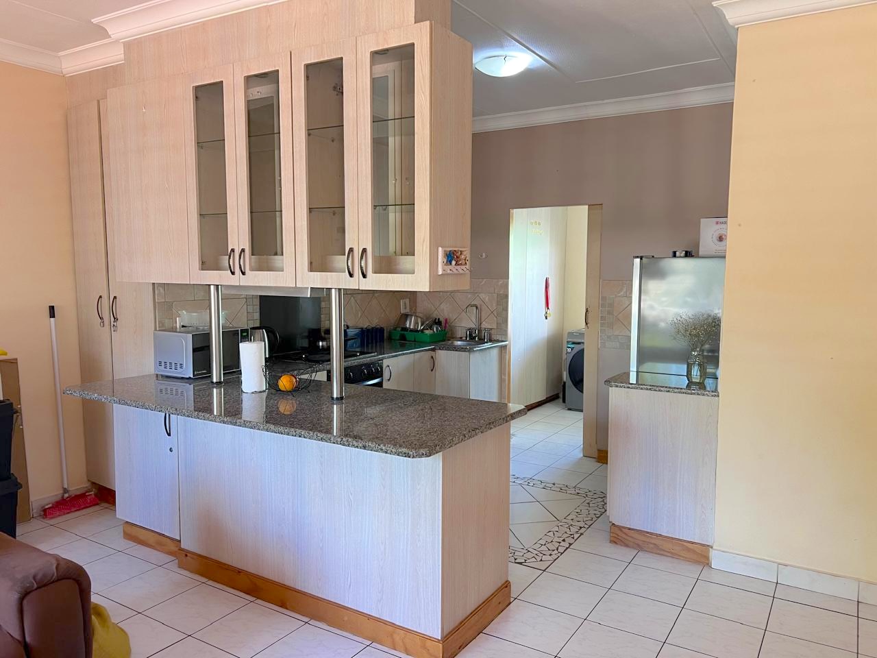 WhatsApp Image 2026-10-22 at 10.27.37 (1) 3 Bedroom Apartment Uvongo Beach