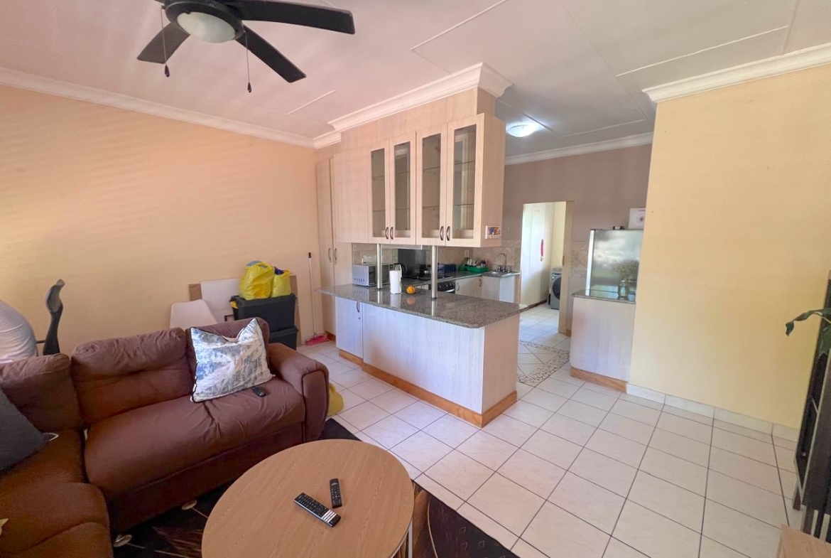 3 Bedroom Apartment Uvongo Beach
