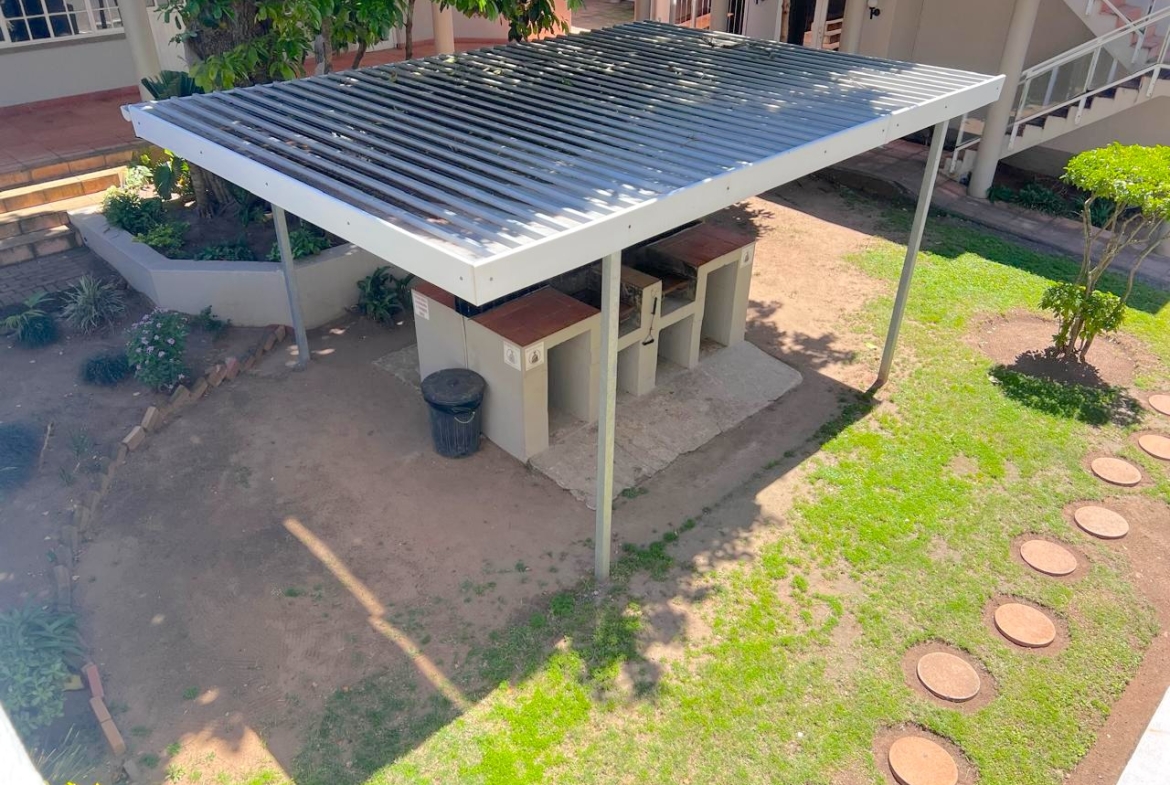 3 Bedroom Apartment Uvongo Beach