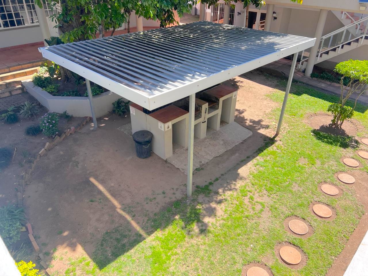 WhatsApp Image 2026-10-22 at 10.27.39 (19) 3 Bedroom Apartment Uvongo Beach