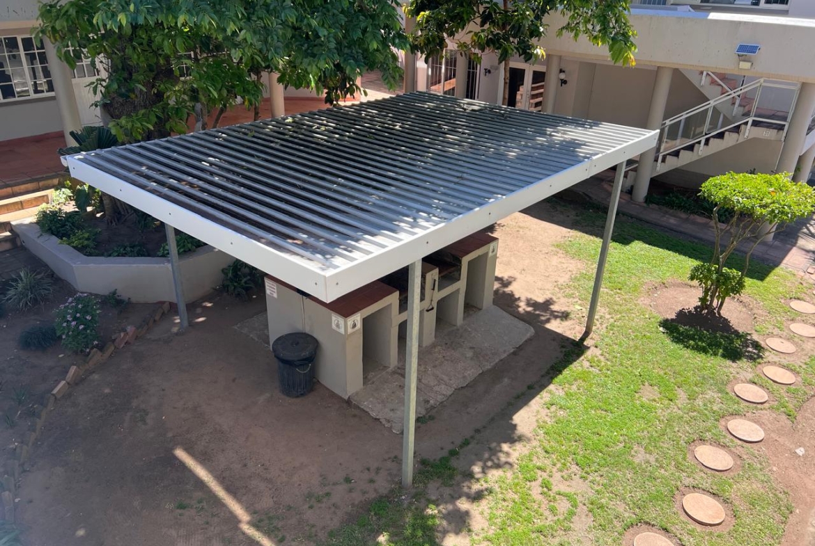 3 Bedroom Apartment Uvongo Beach